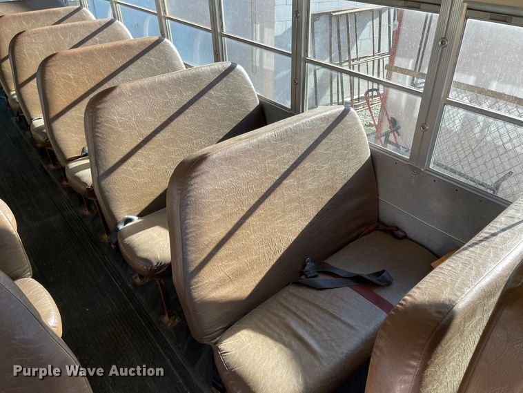 image for item IJ9579 1998 Chevrolet Blue Bird  school bus