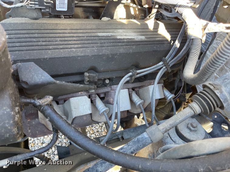 image for item IJ9579 1998 Chevrolet Blue Bird  school bus