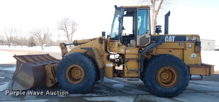 image for item IO9652 1994 Caterpillar 950F Series II  wheel loader