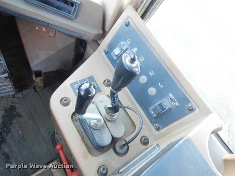 image for item IO9652 1994 Caterpillar 950F Series II  wheel loader