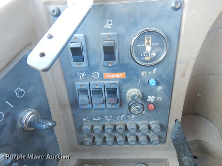 image for item IO9652 1994 Caterpillar 950F Series II  wheel loader