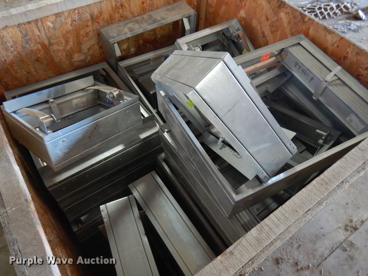 image for item IO9653 Ruskin  fire vents