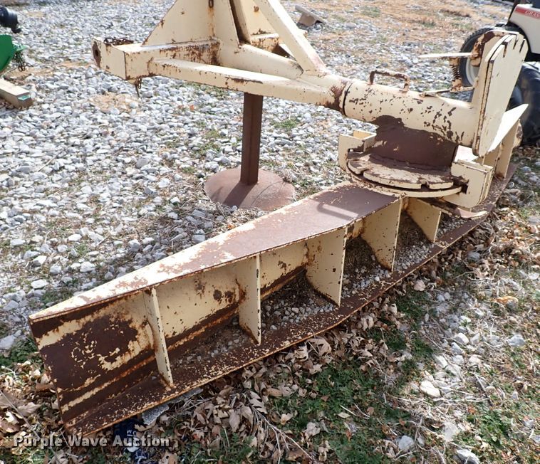 image for item IS9364 S.E. Manufacturing  8' W blade