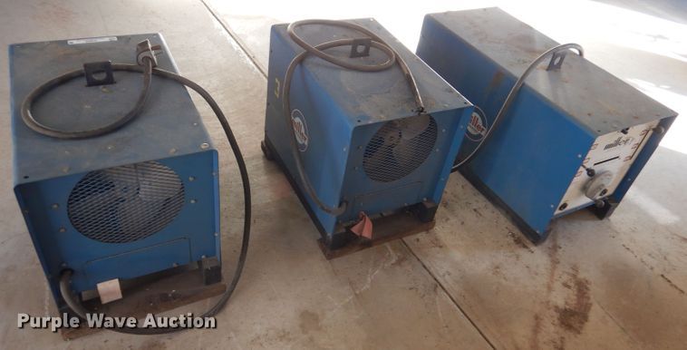 image for item IV9960 (3) Miller welders