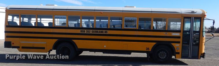 image for item IV9961 1998 Blue Bird TC2000  school bus