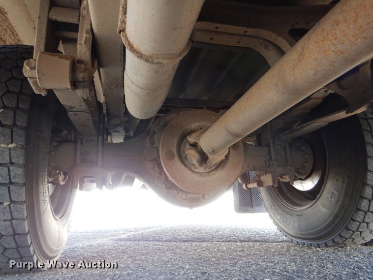 image for item IV9961 1998 Blue Bird TC2000  school bus