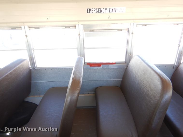 image for item IV9961 1998 Blue Bird TC2000  school bus