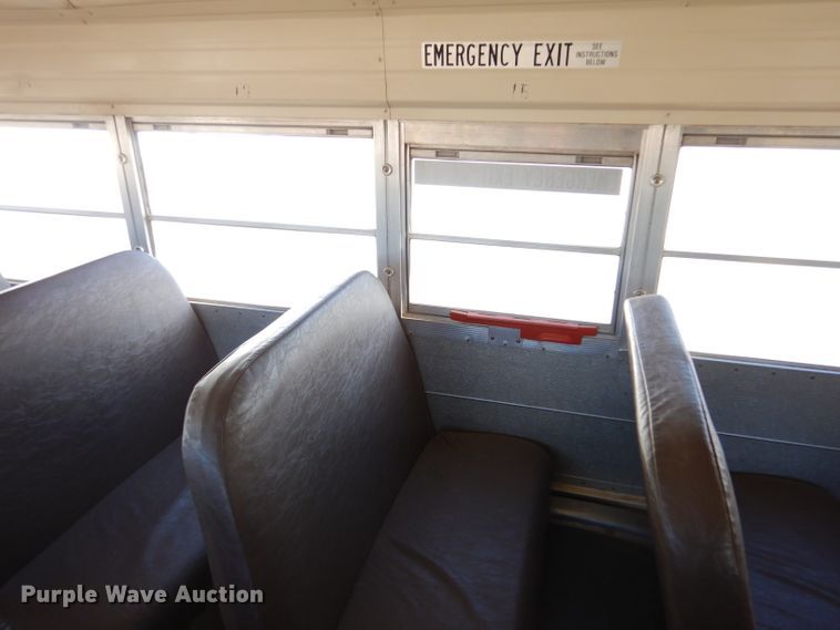 image for item IV9961 1998 Blue Bird TC2000  school bus