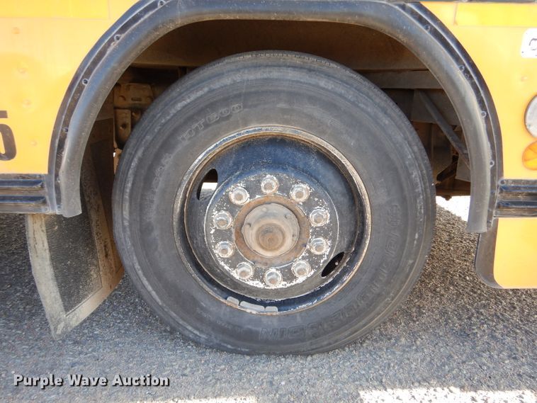 image for item IV9961 1998 Blue Bird TC2000  school bus