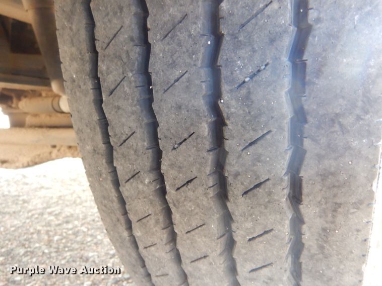 image for item IV9961 1998 Blue Bird TC2000  school bus