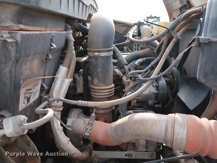 image for item IY9051 2008 International WorkStar 7300  dump truck