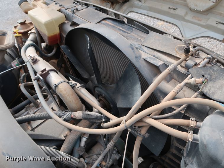 image for item IY9051 2008 International WorkStar 7300  dump truck