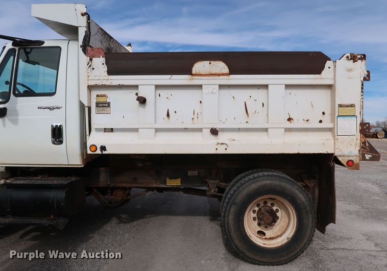 image for item IY9051 2008 International WorkStar 7300  dump truck