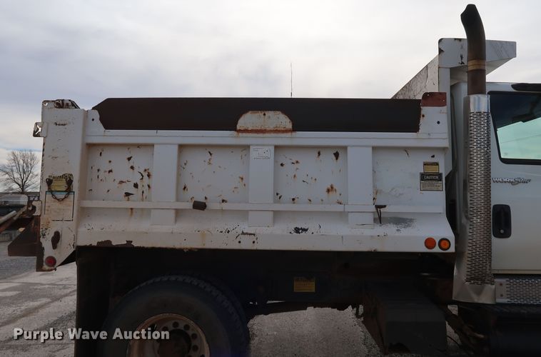 image for item IY9051 2008 International WorkStar 7300  dump truck