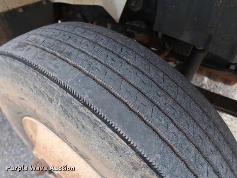 image for item IY9051 2008 International WorkStar 7300  dump truck