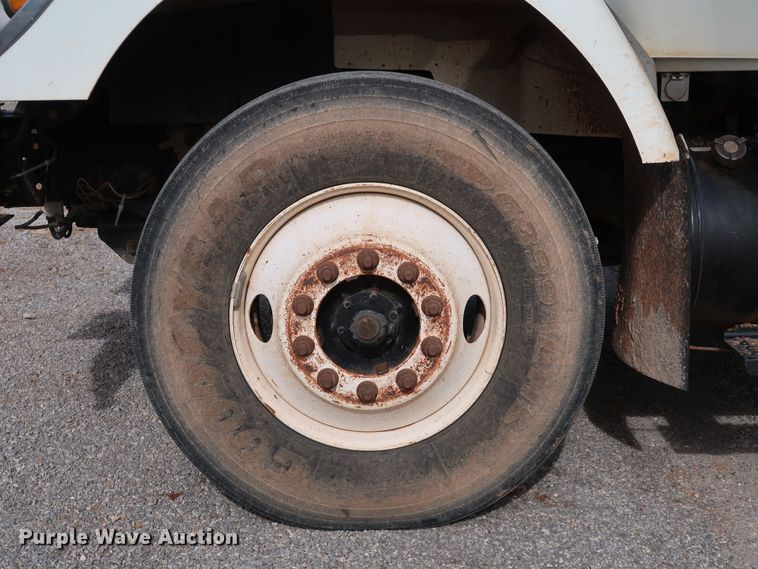 image for item IY9051 2008 International WorkStar 7300  dump truck