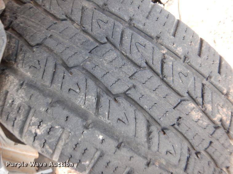 image for item JD9524 2004 Chevrolet Silverado 1500  pickup truck