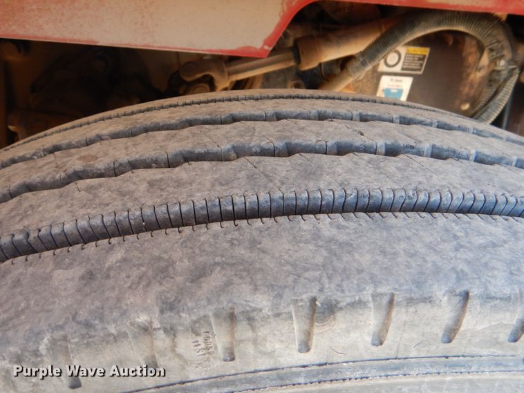 image for item JD9528 2006 Peterbilt 379  semi truck