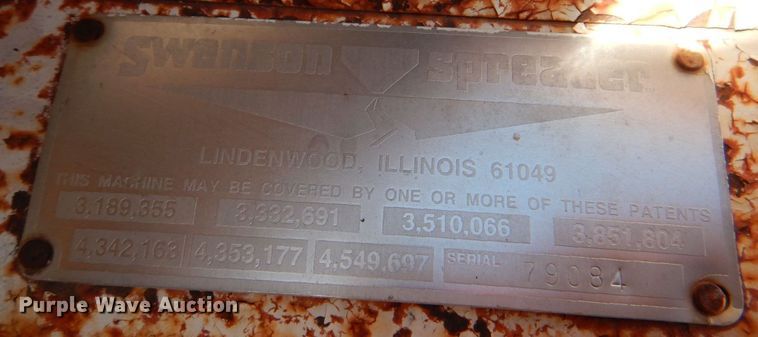 image for item JD9529 1990 International 4900  dump truck