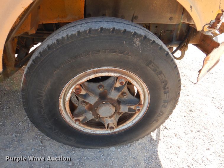 image for item JD9529 1990 International 4900  dump truck