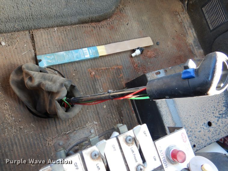 image for item JD9531 1993 Ford LTL9000  water truck