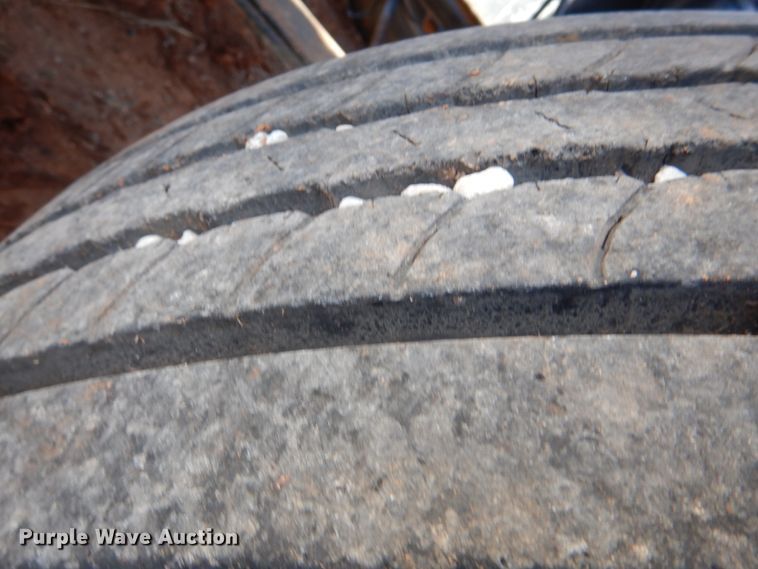 image for item JD9531 1993 Ford LTL9000  water truck