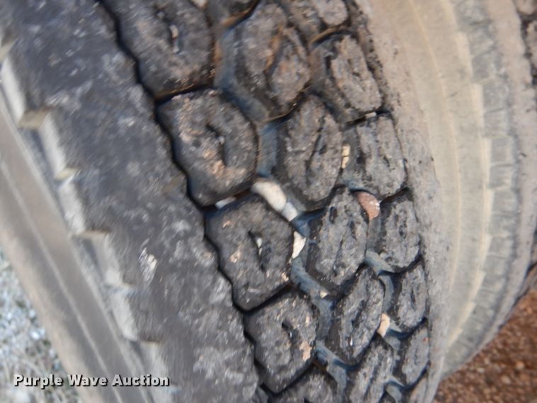 image for item JD9531 1993 Ford LTL9000  water truck