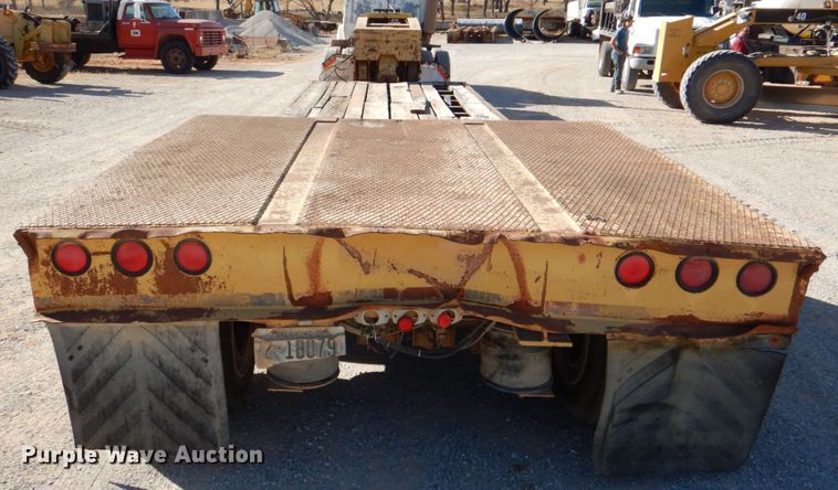 image for item JD9533 1995 Challenger RG-35  lowboy equipment trailer