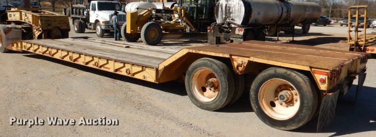 image for item JD9533 1995 Challenger RG-35  lowboy equipment trailer