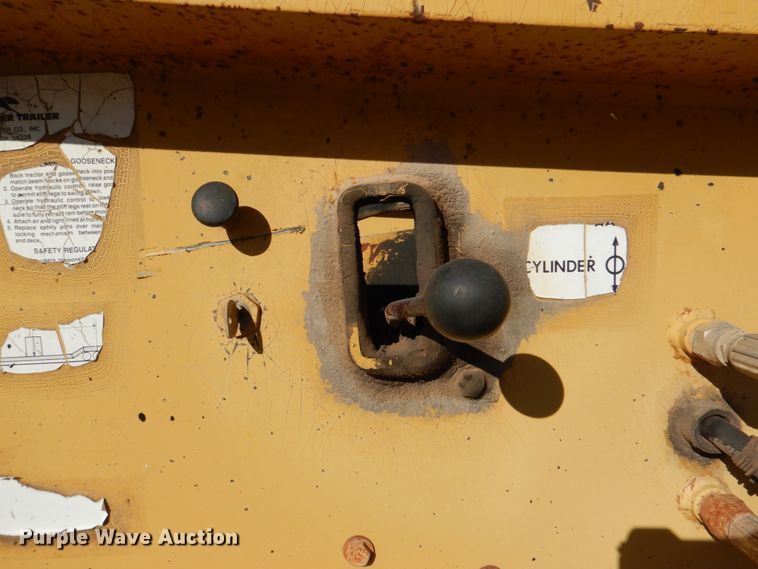 image for item JD9533 1995 Challenger RG-35  lowboy equipment trailer