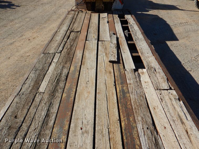 image for item JD9533 1995 Challenger RG-35  lowboy equipment trailer