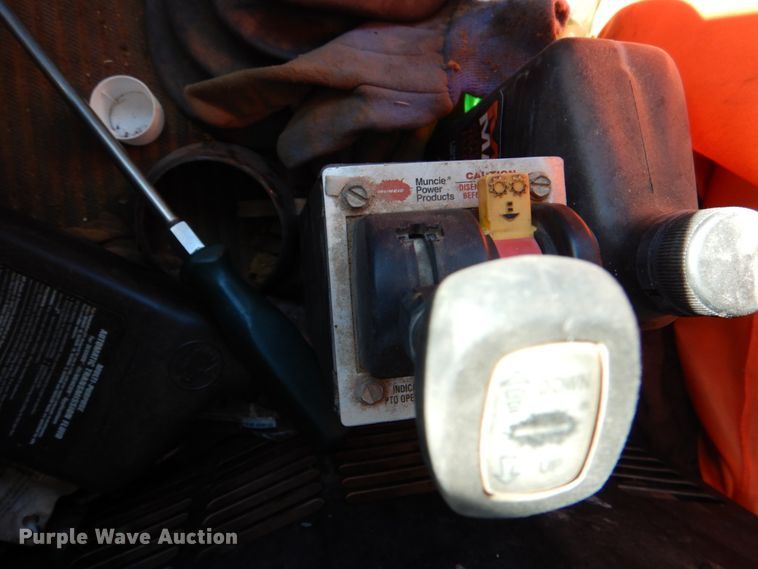 image for item JD9534 1991 Ford LT9000  semi truck