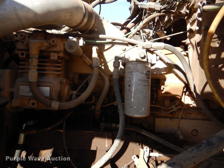 image for item JD9534 1991 Ford LT9000  semi truck