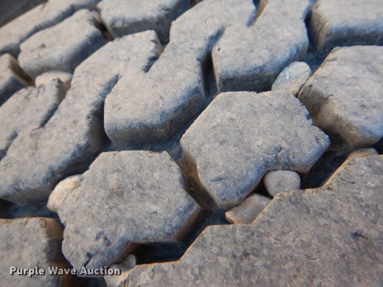 image for item JD9534 1991 Ford LT9000  semi truck