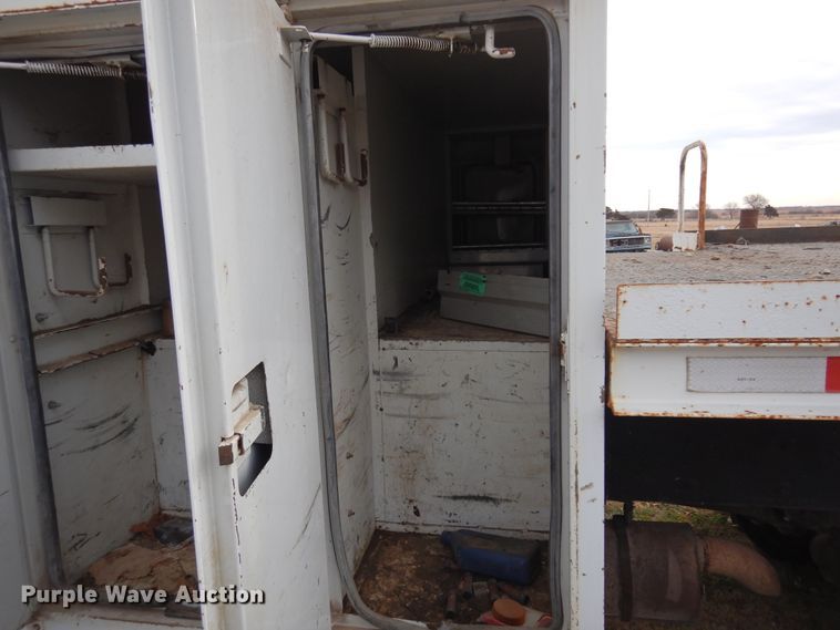 image for item JJ9726 Digger derrick truck bed