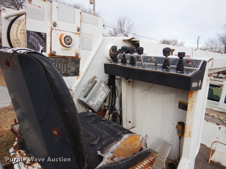 image for item JJ9726 Digger derrick truck bed