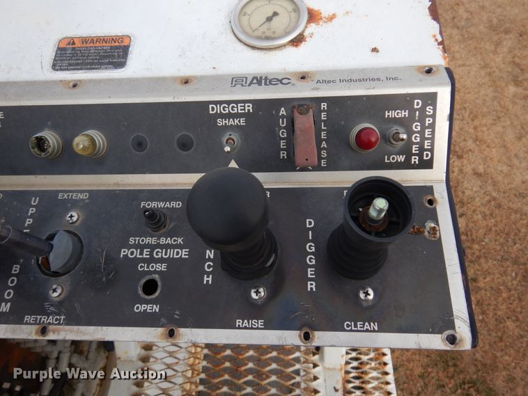 image for item JJ9726 Digger derrick truck bed