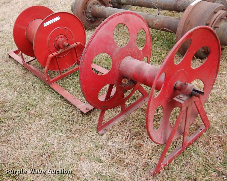 image for item JJ9727 (2) hose reels