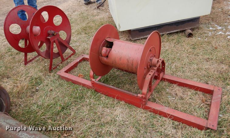 image for item JJ9727 (2) hose reels
