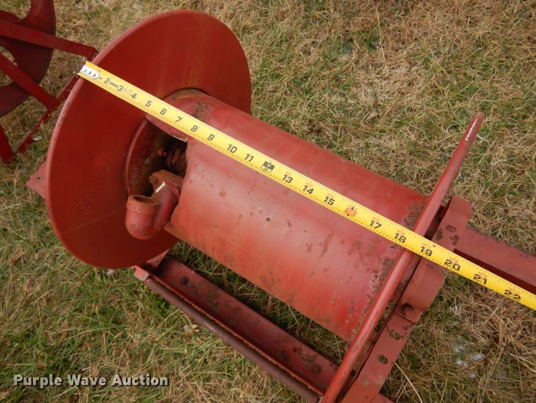 image for item JJ9727 (2) hose reels