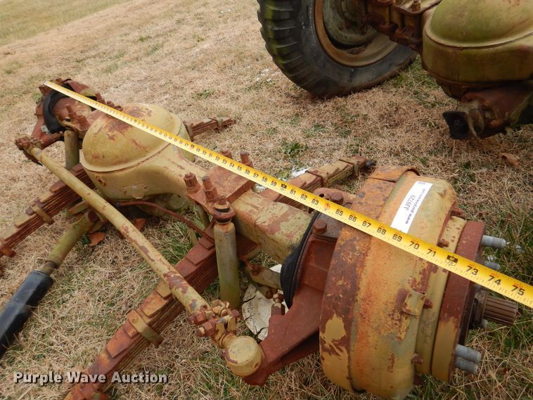 image for item JJ9729 (3) truck axles