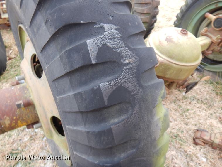 image for item JJ9729 (3) truck axles