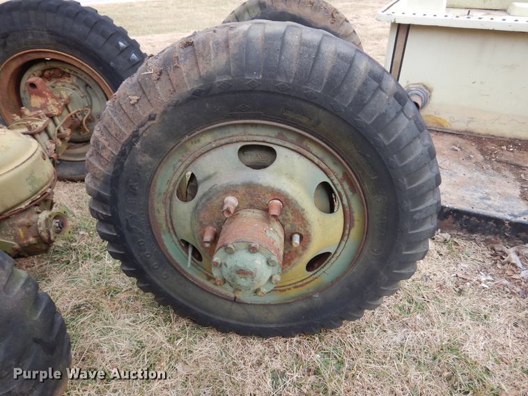 image for item JJ9729 (3) truck axles