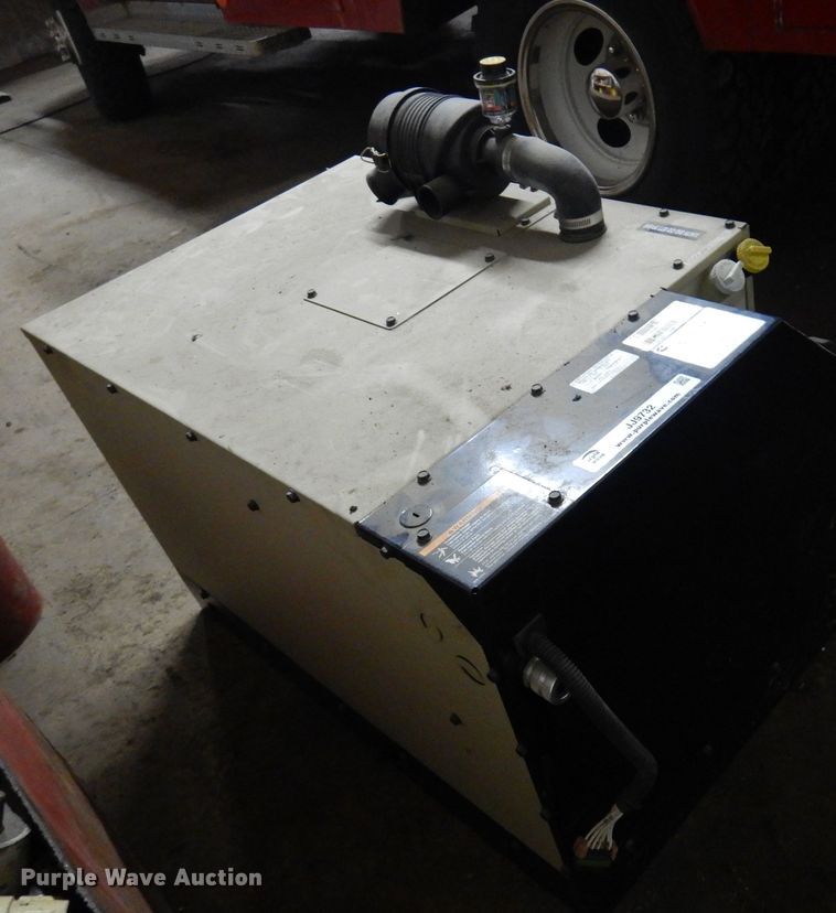 image for item JJ9732 Onan  generator