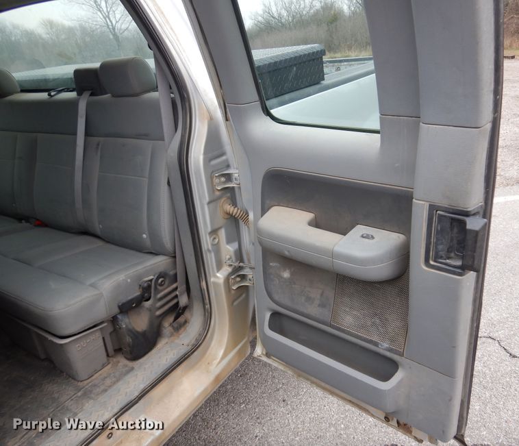 image for item JJ9755 2007 Ford F150 XL  SuperCab pickup truck