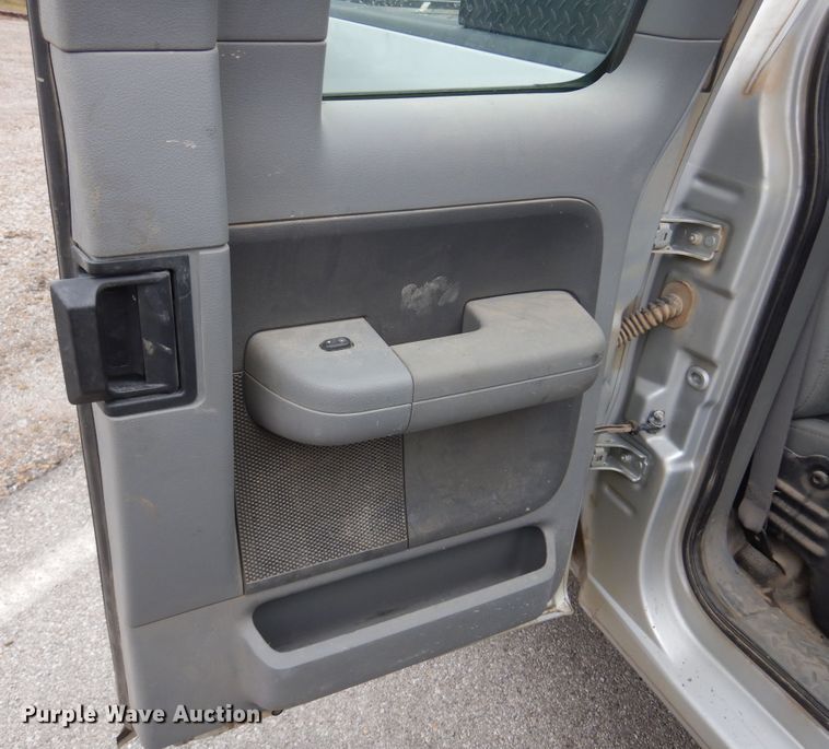 image for item JJ9755 2007 Ford F150 XL  SuperCab pickup truck