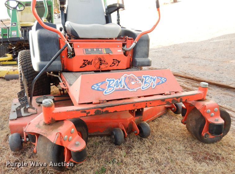image for item JJ9794 Bad Boy Pro 26HR  ZTR lawn mower