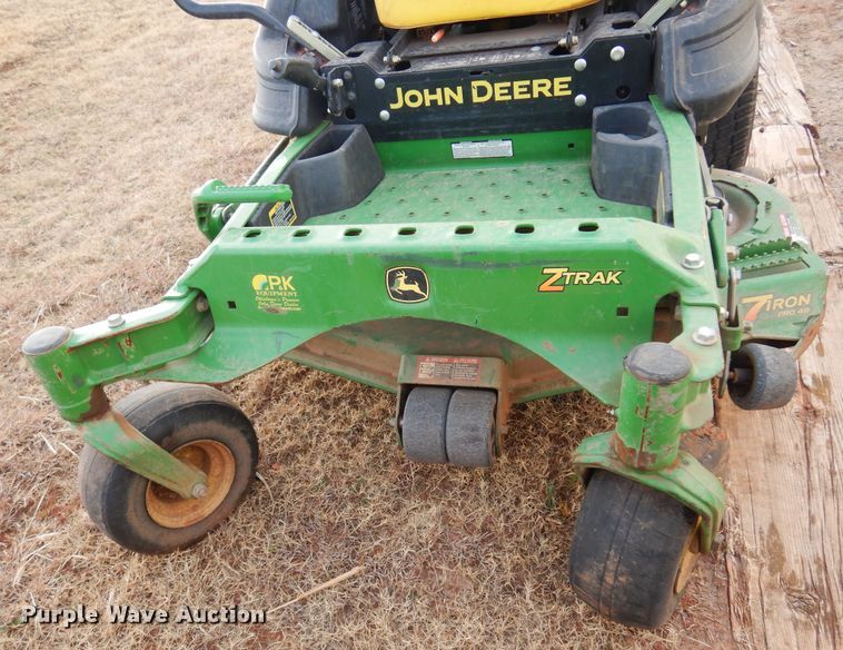 image for item JJ9795 John Deere Z920M  ZTR lawn mower