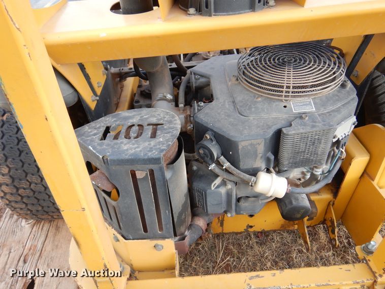 image for item JJ9796 Hustler Super Z  ZTR lawn mower