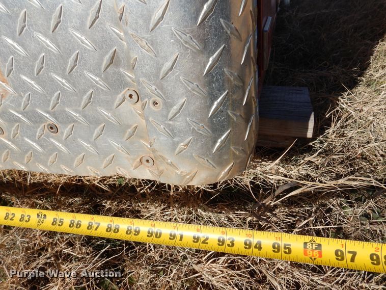 image for item JJ9815 2005 Northwestern  ambulance body